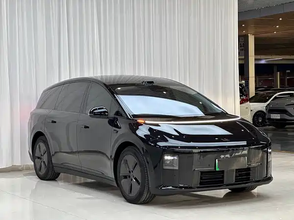 Li Auto i8 2026