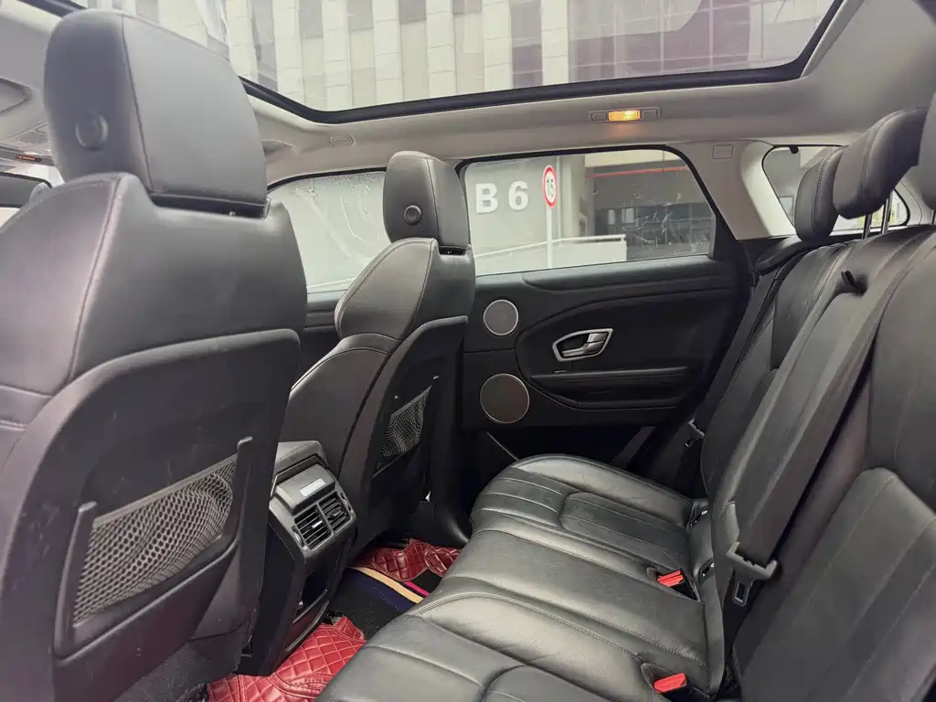 Land Rover Evoque 2019 — фото 6
