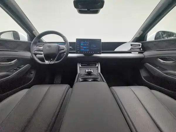 BYD Qin L 2025