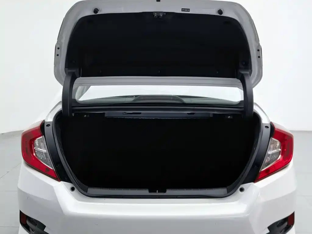 Honda Civic 2022 — фото 16