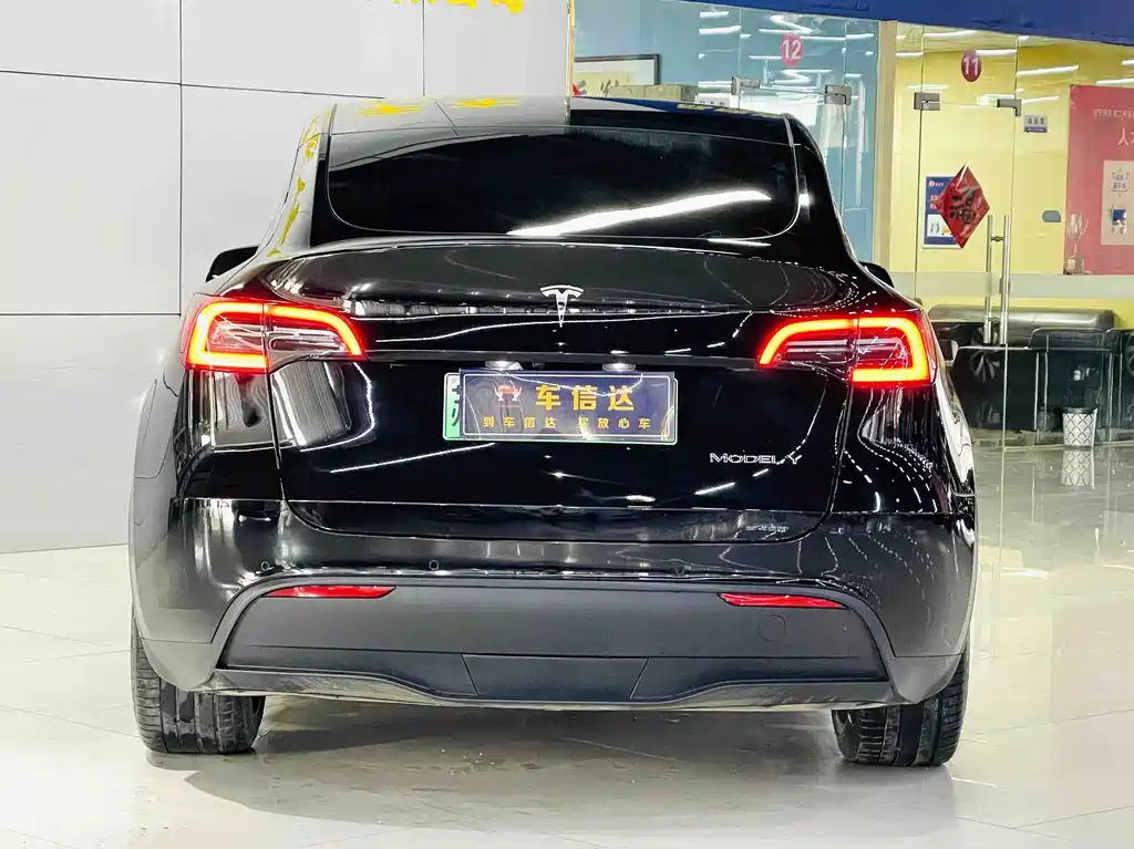 Tesla Model Y 2022 — фото 4