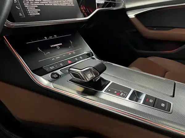 Audi A6L 2021