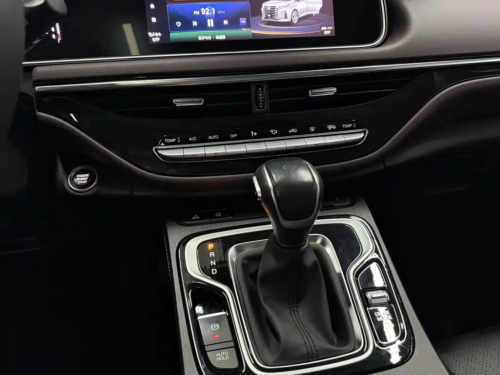 GAC Trumpchi M6 2022 — фото 17