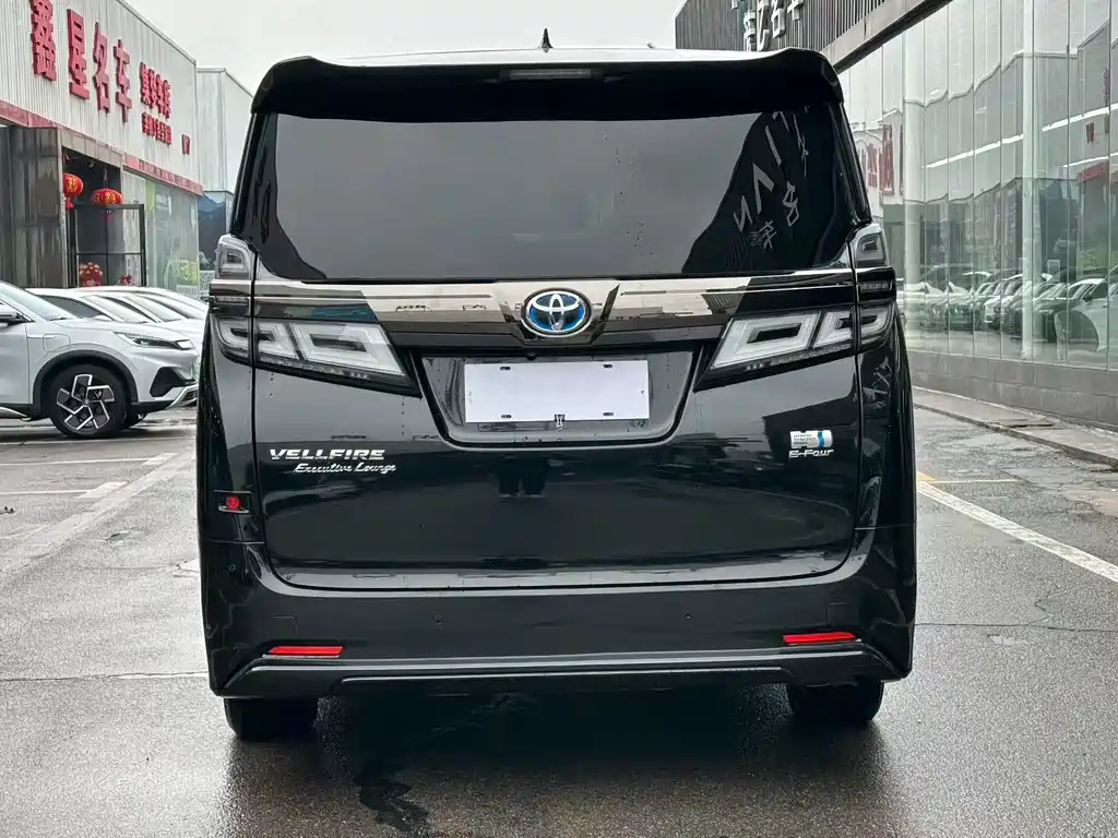 Toyota Vellfire 2021 — фото 9