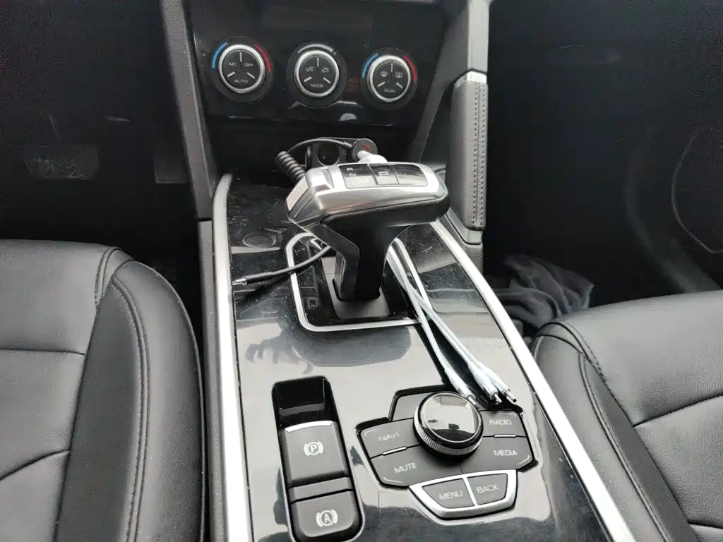 Haval H6 2018 — фото 12