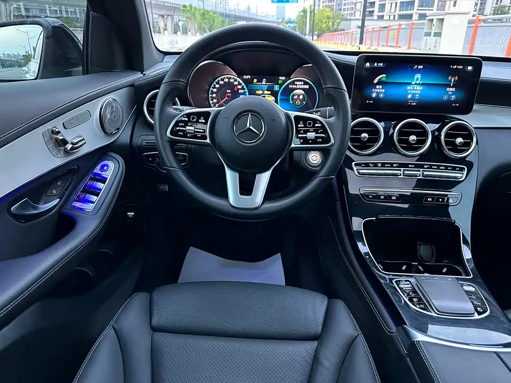 Mercedes-Benz GLC Coupe 2021 — фото 9