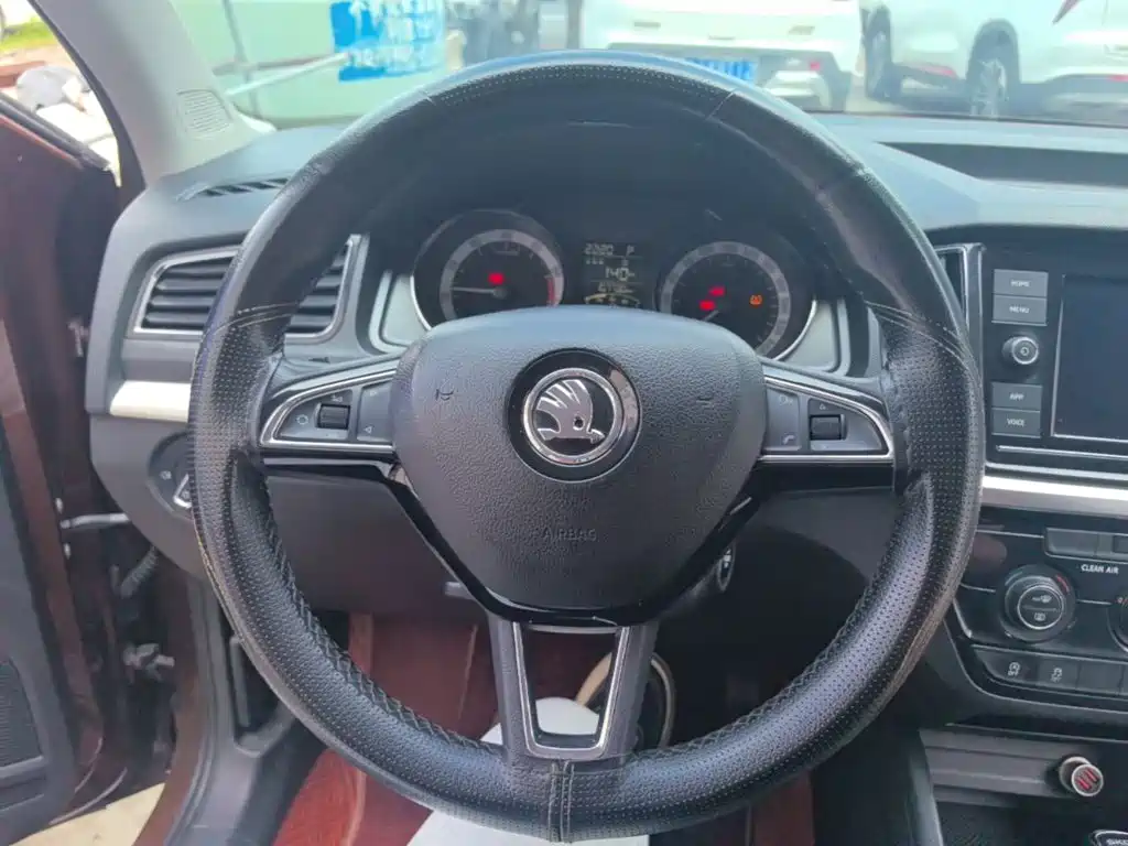 Skoda Kamiq 2018 — фото 11
