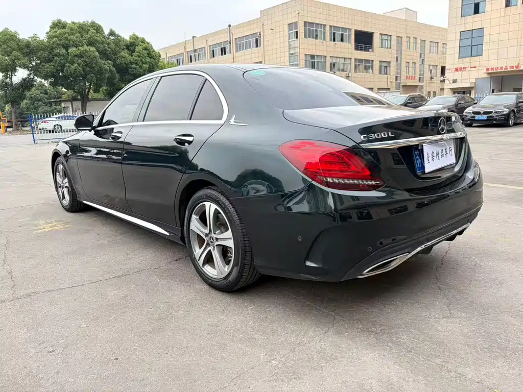 Mercedes-Benz C-Class 2020 — фото 7