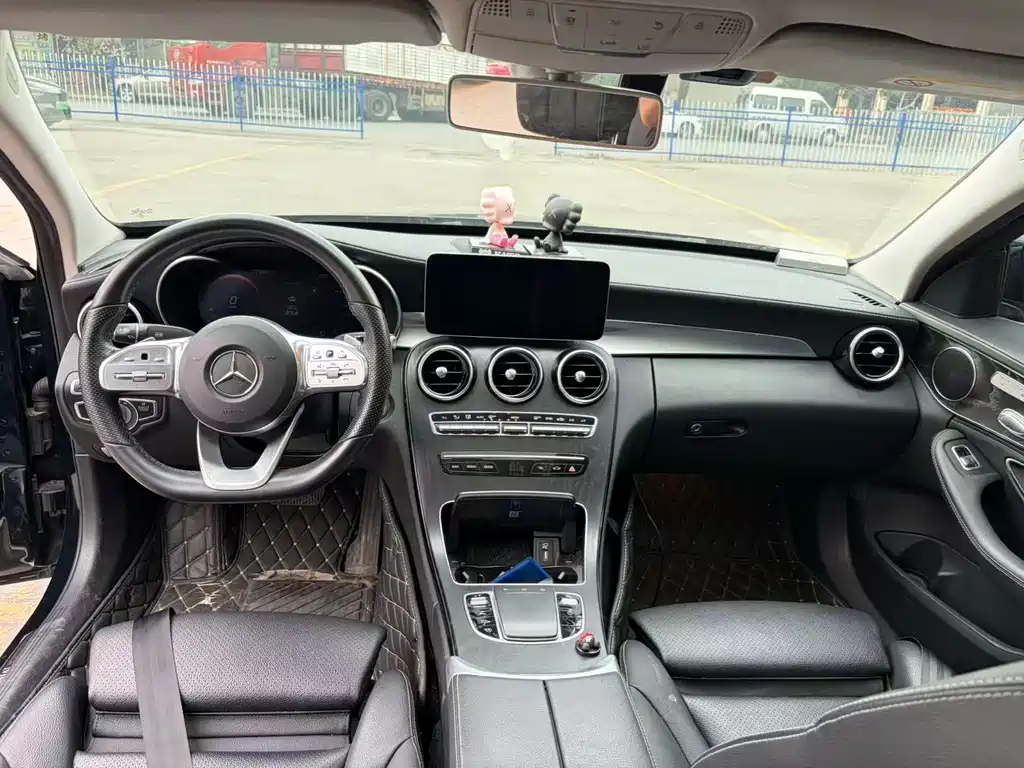 Mercedes-Benz C-Class 2020 — фото 5