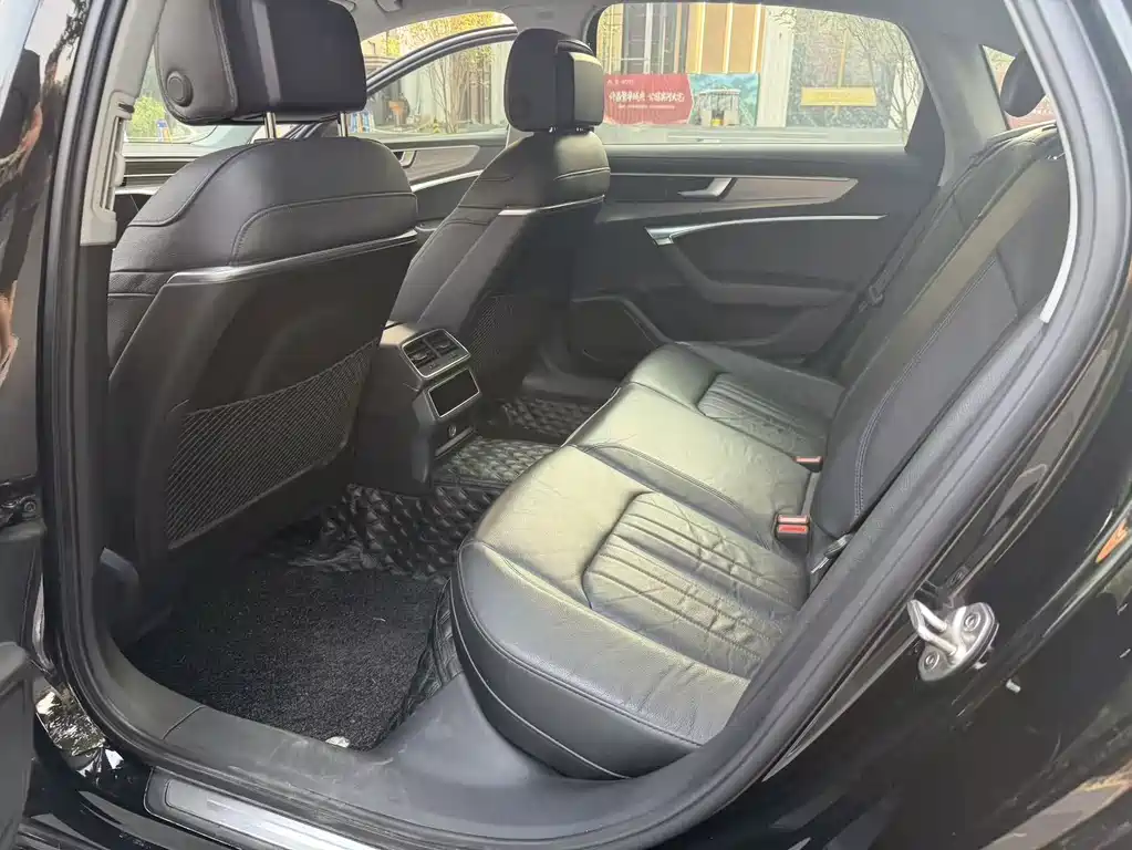 Audi A6L 2020