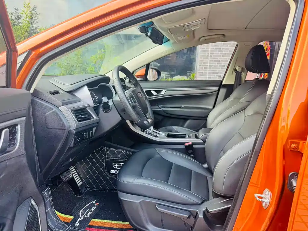 Geely Emgrand GS 2018 — фото 12