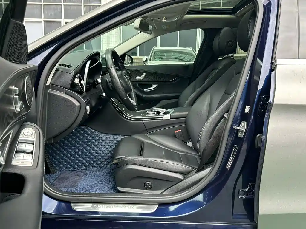 Mercedes-Benz C-Class 2018