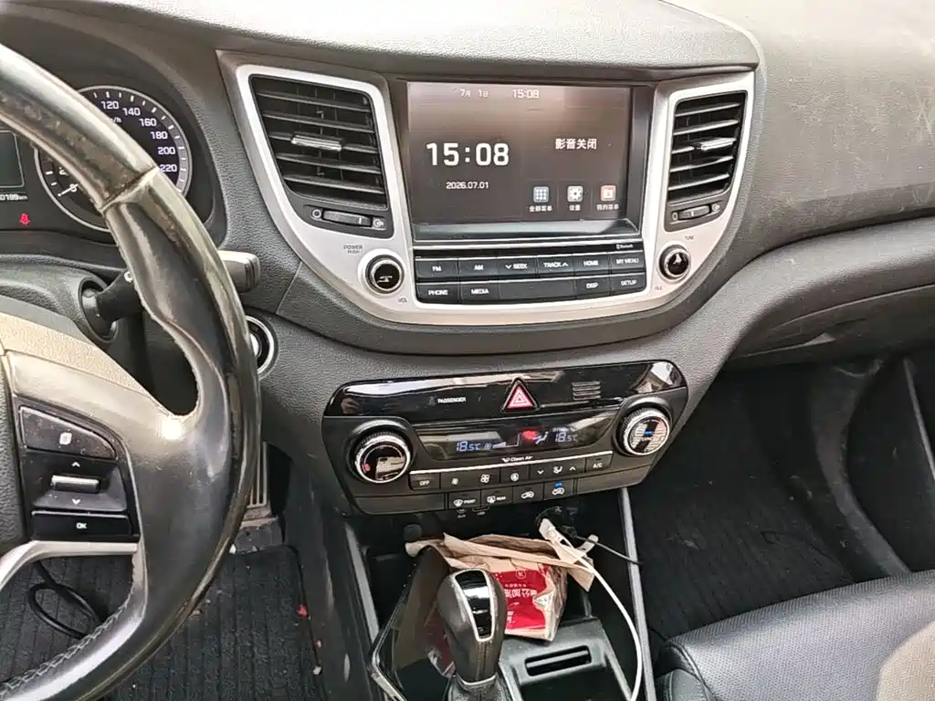 Hyundai Tucson 2016 — фото 13