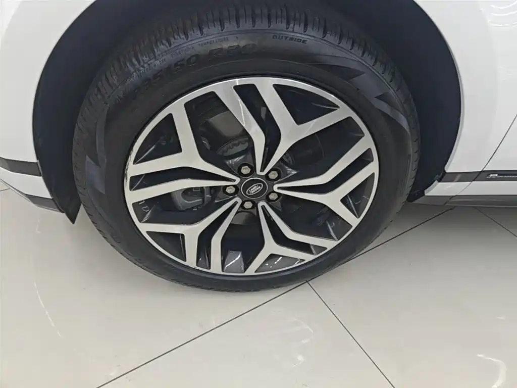 Land Rover Evoque 2021 — фото 23