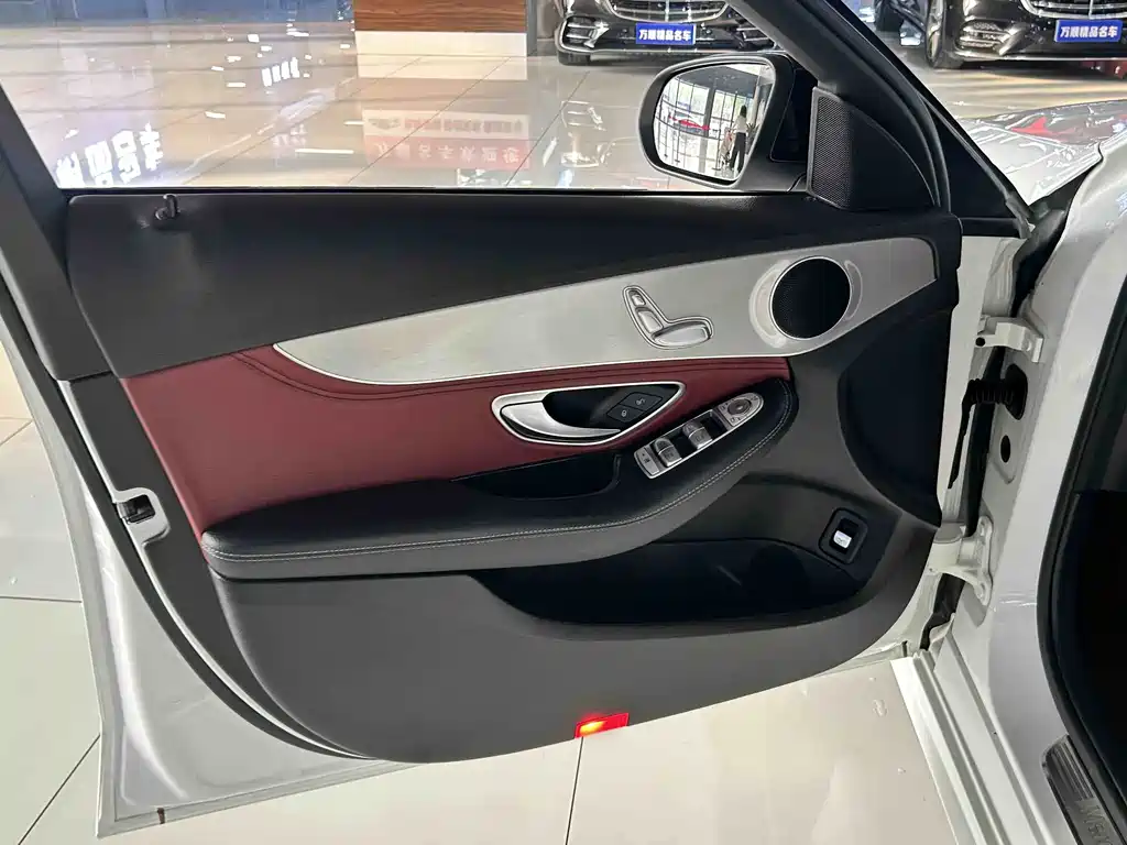 Mercedes-Benz C-Class 2018