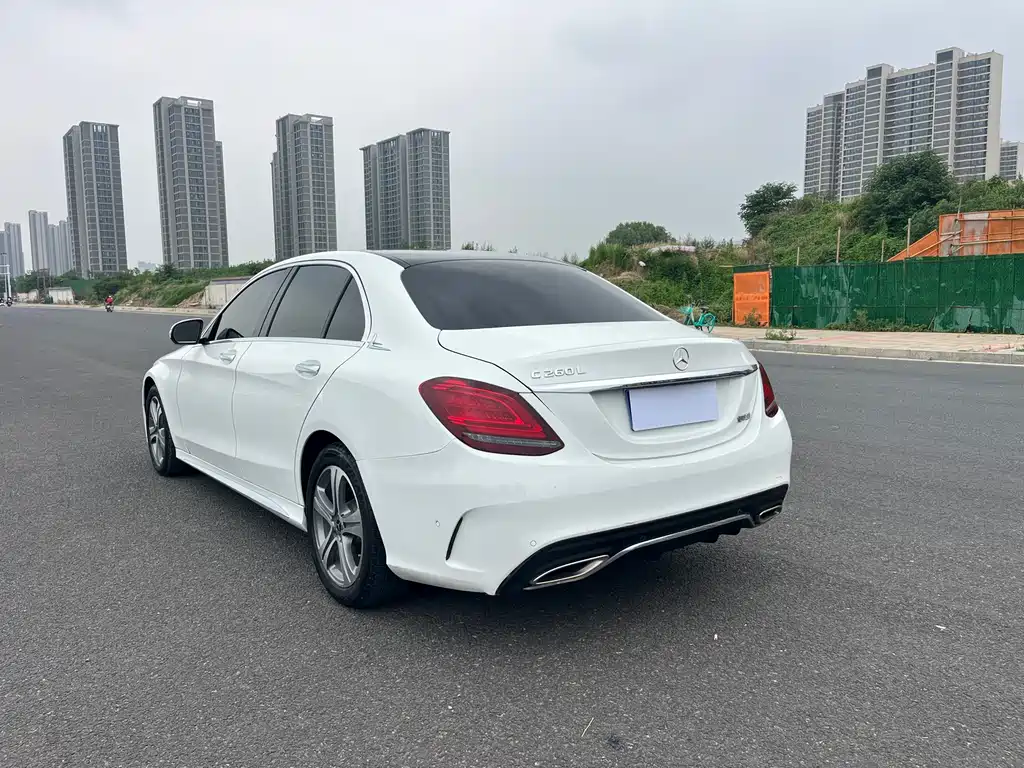Mercedes-Benz C-Class 2019 — фото 4