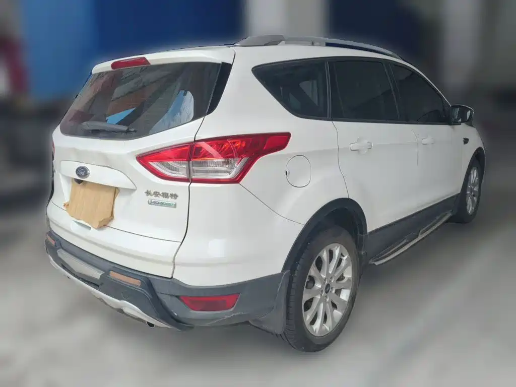 Ford Kuga 2016 — фото 4