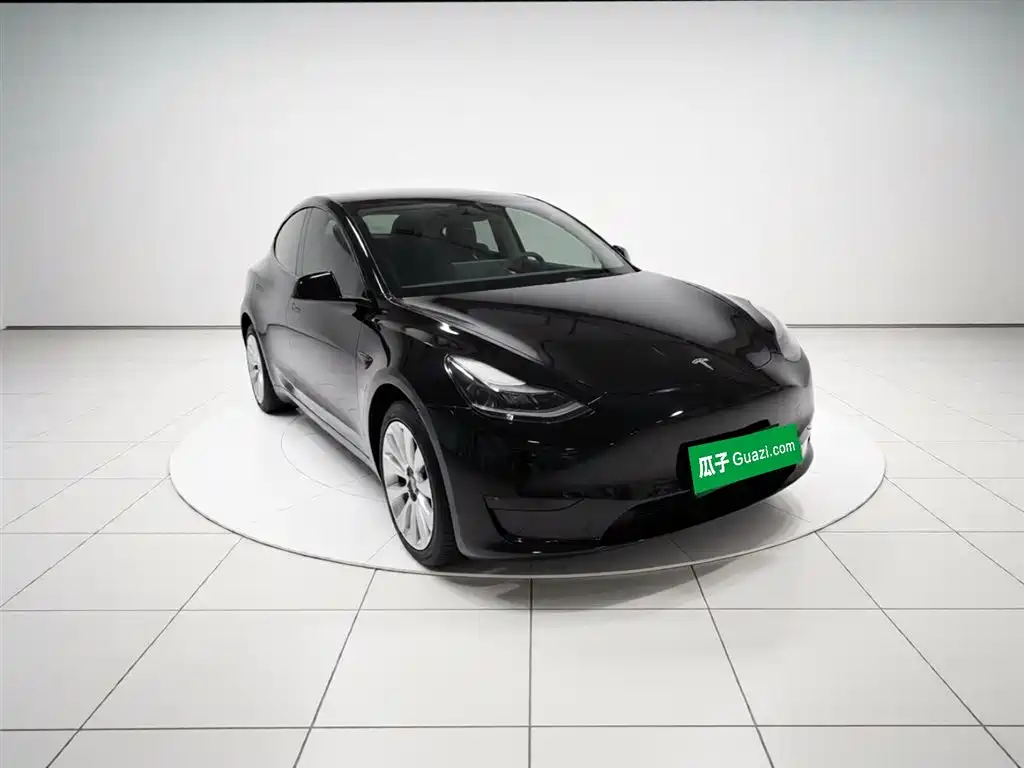 Tesla Model Y 2023 — фото 22