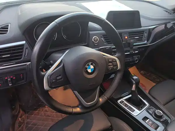 BMW 1 Series 2019