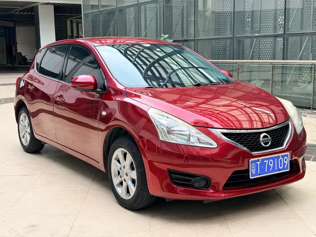 Nissan Tiida 2016