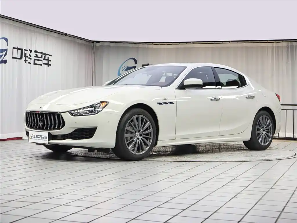 Maserati Ghibli — фото 1