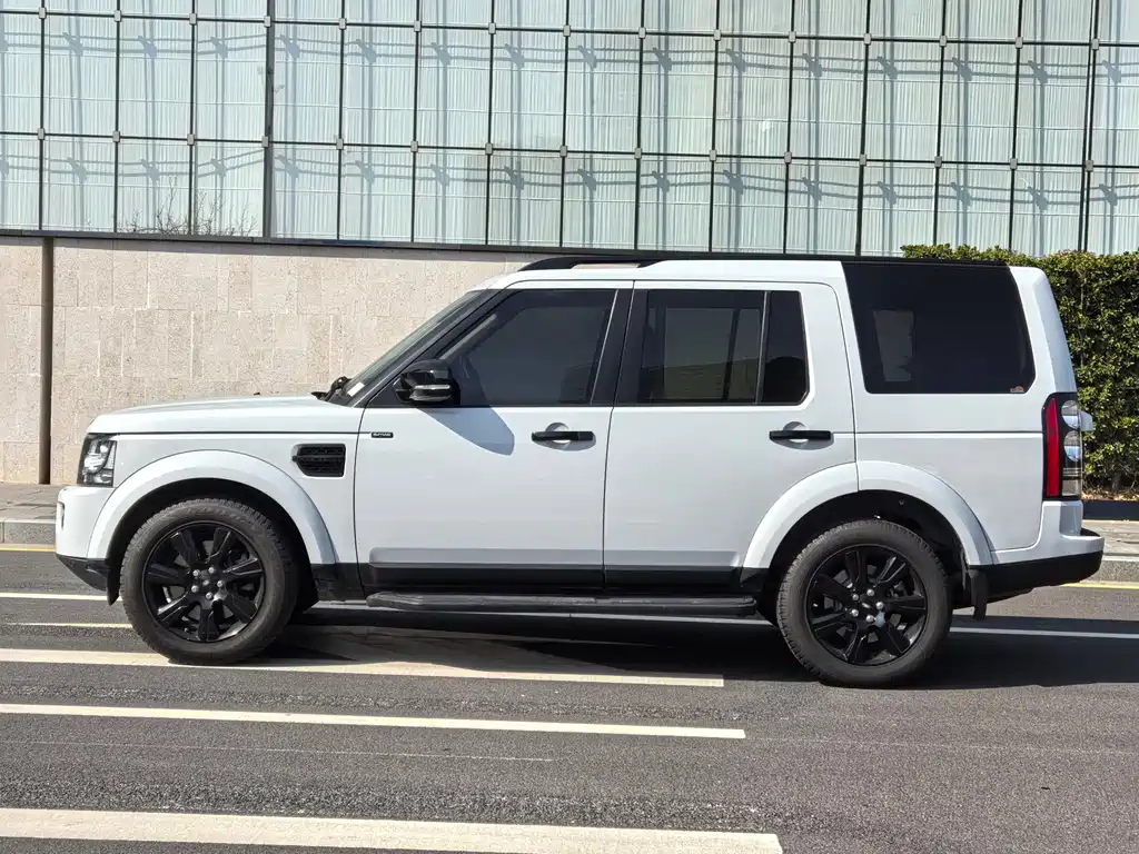 Land Rover Discovery 2015 — фото 5