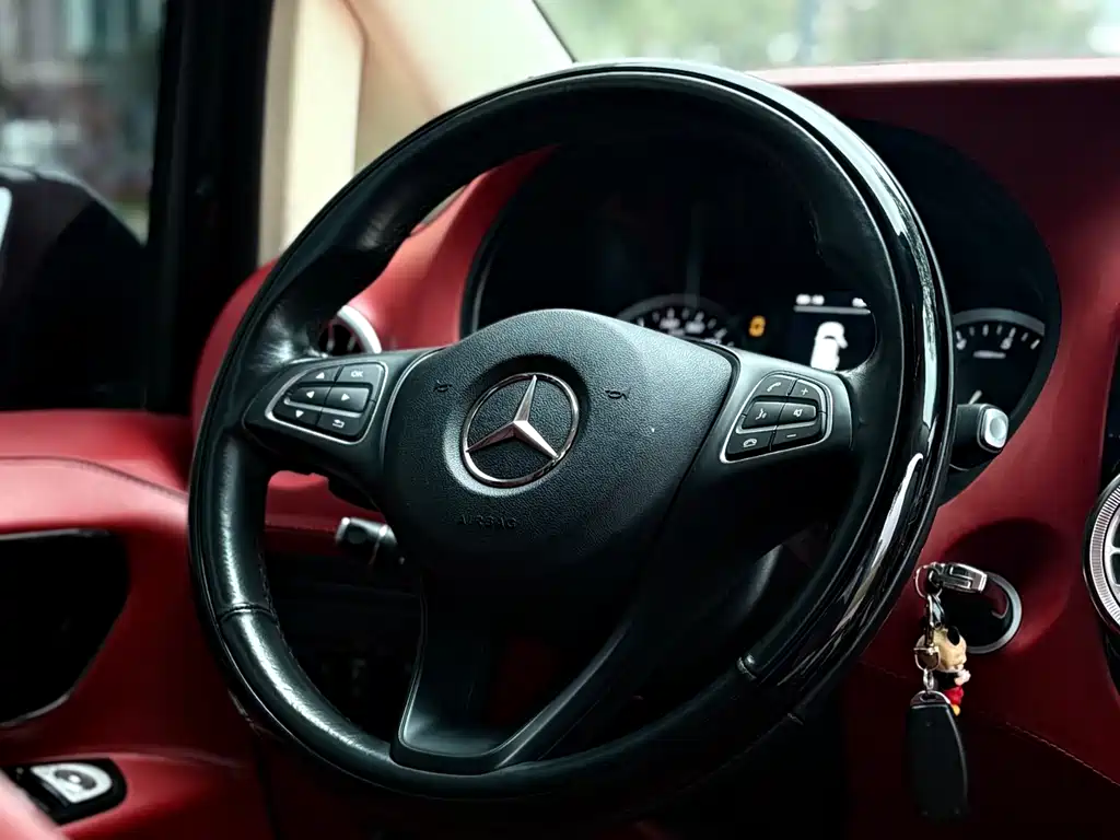 Mercedes-Benz Vito 2021 — фото 10