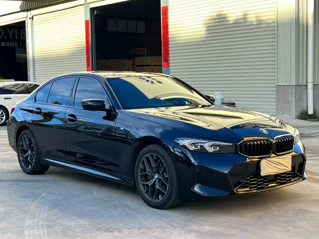 BMW 3 Series 2025