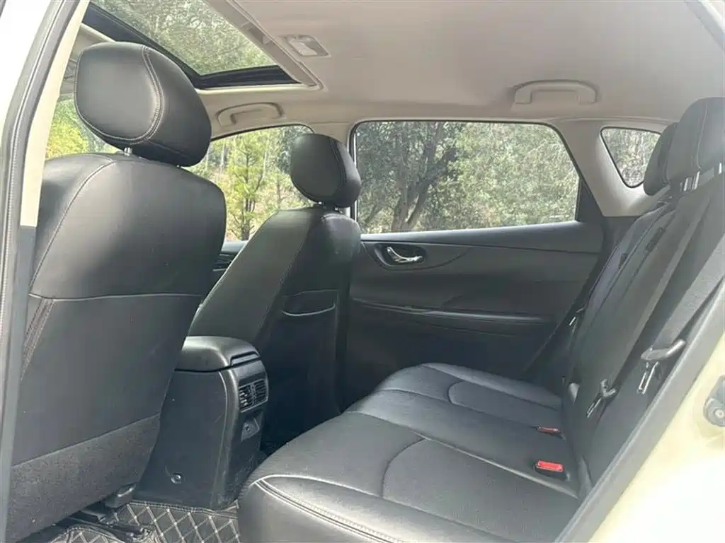 Nissan Tiida 2021