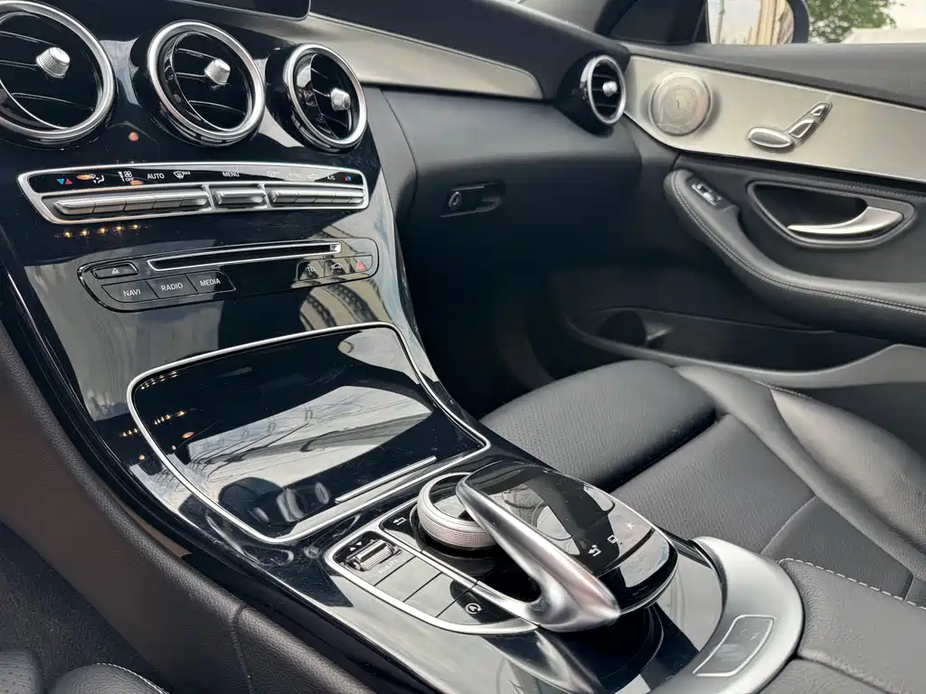 Mercedes-Benz C-Class 2015 — фото 11