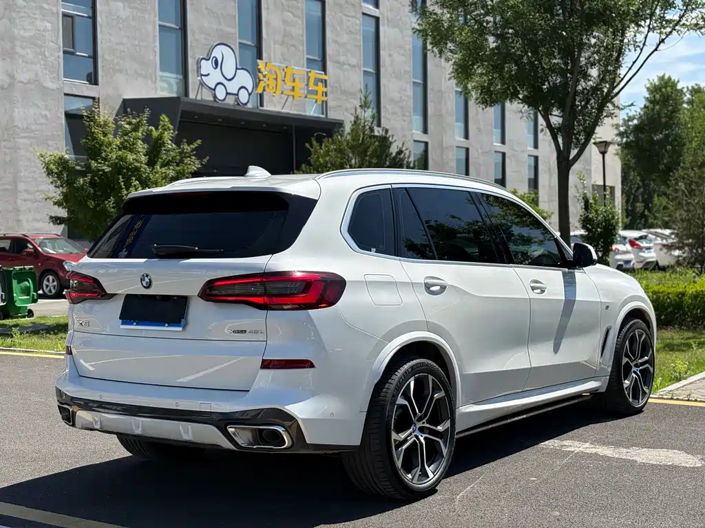 BMW X5 2023