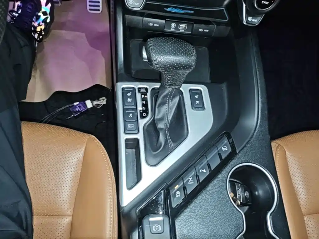 Kia KX7 2017 — фото 10