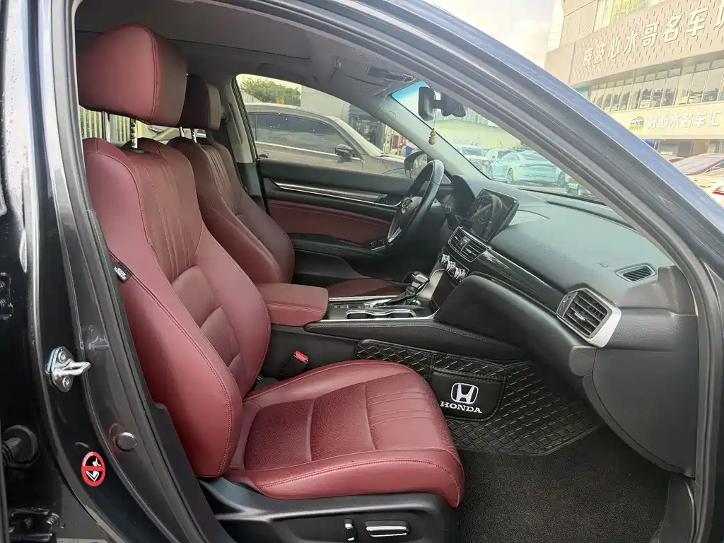 Honda Accord 2022 — фото 14