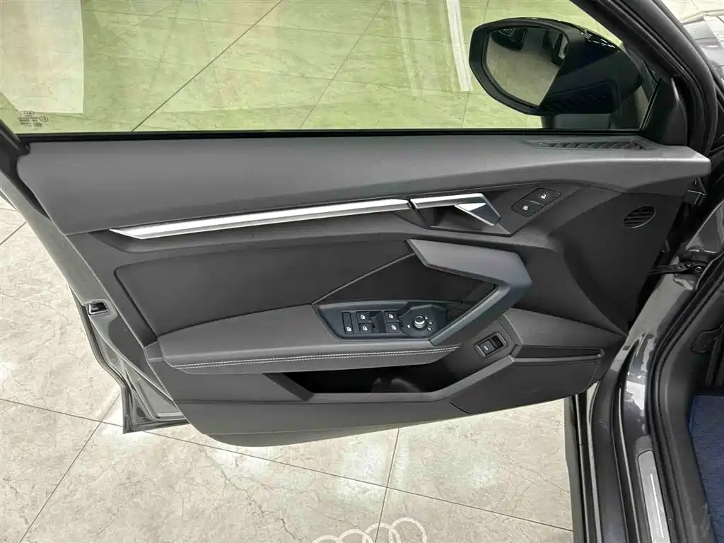 Audi A3 2022 — фото 10