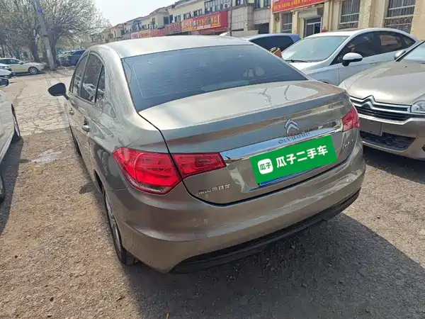 Citroën C4L 2015