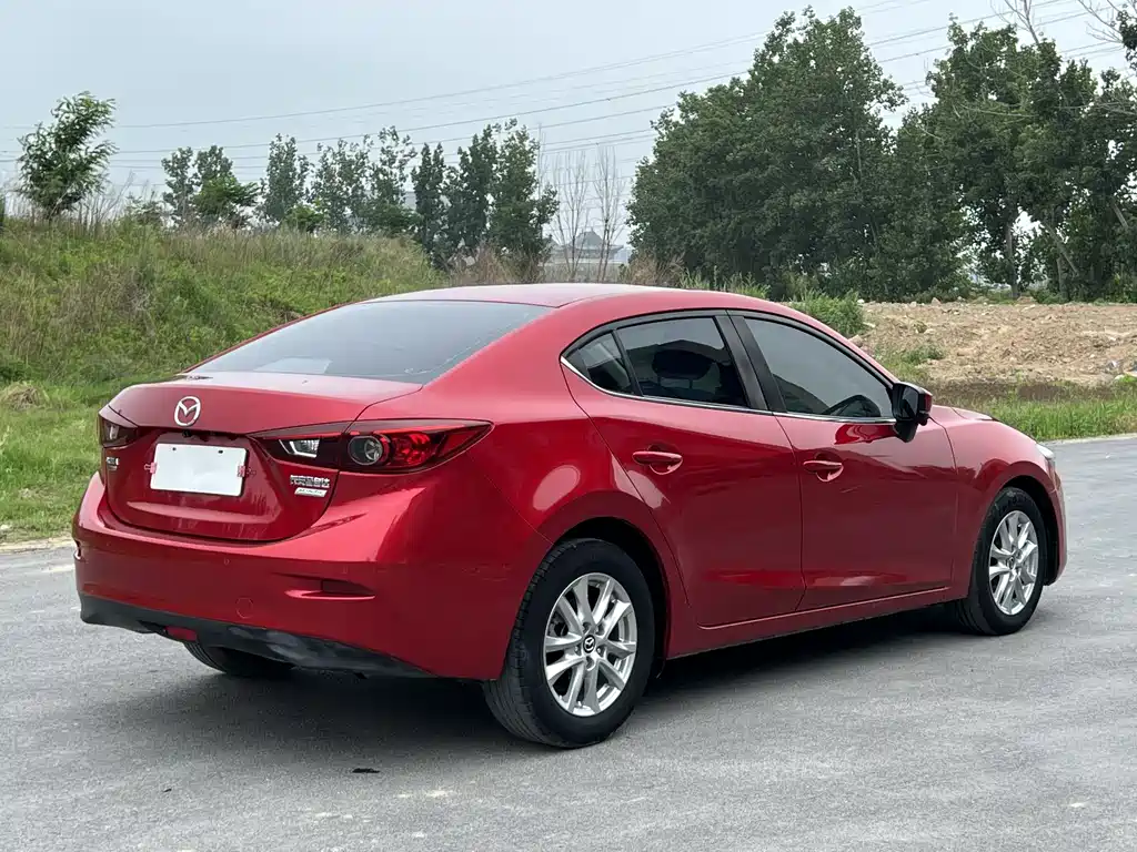 Mazda 3 Axela 2019