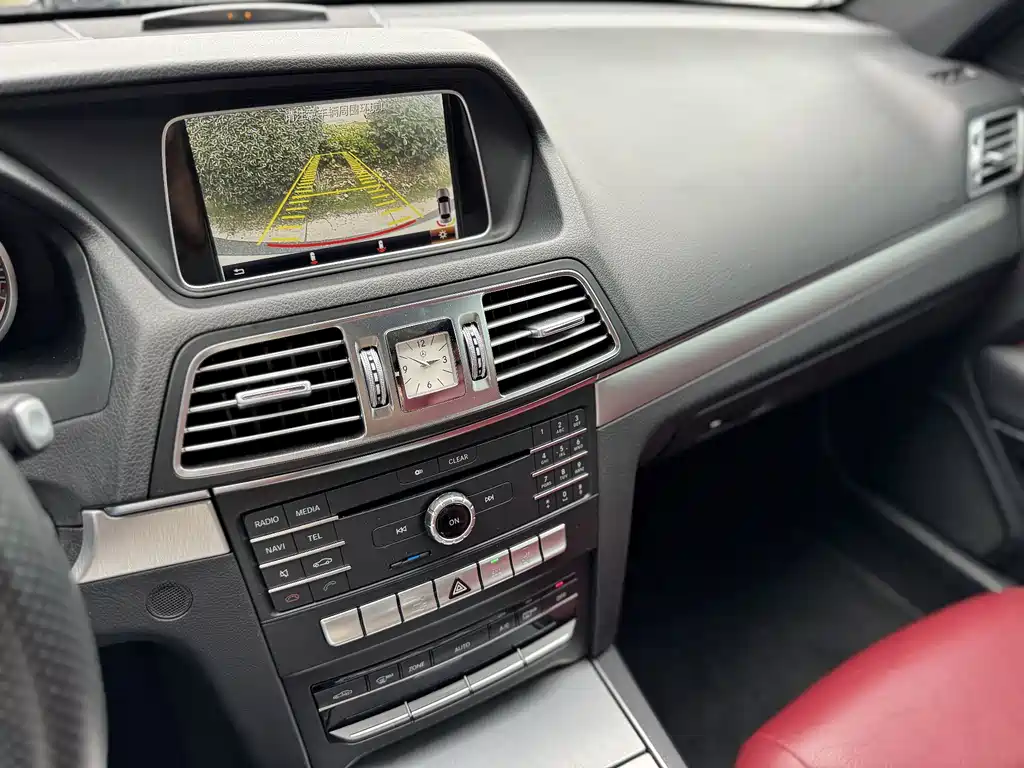 Mercedes-Benz E-Class 2015 — фото 10