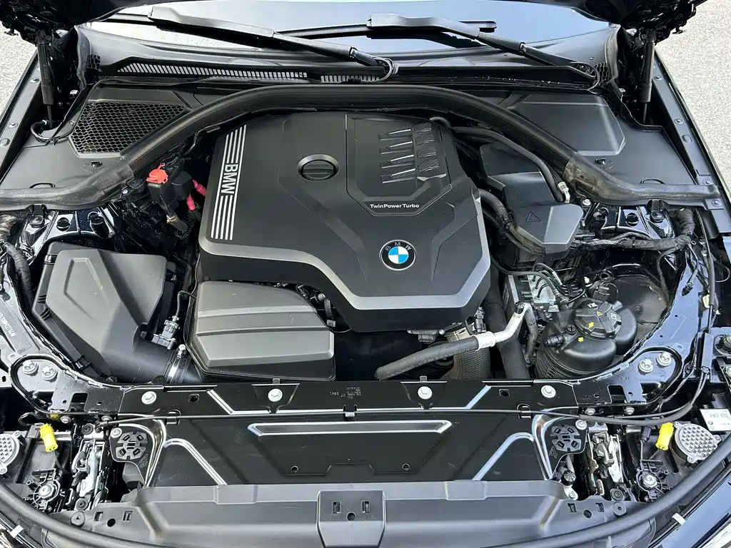 BMW 3 Series 2022
