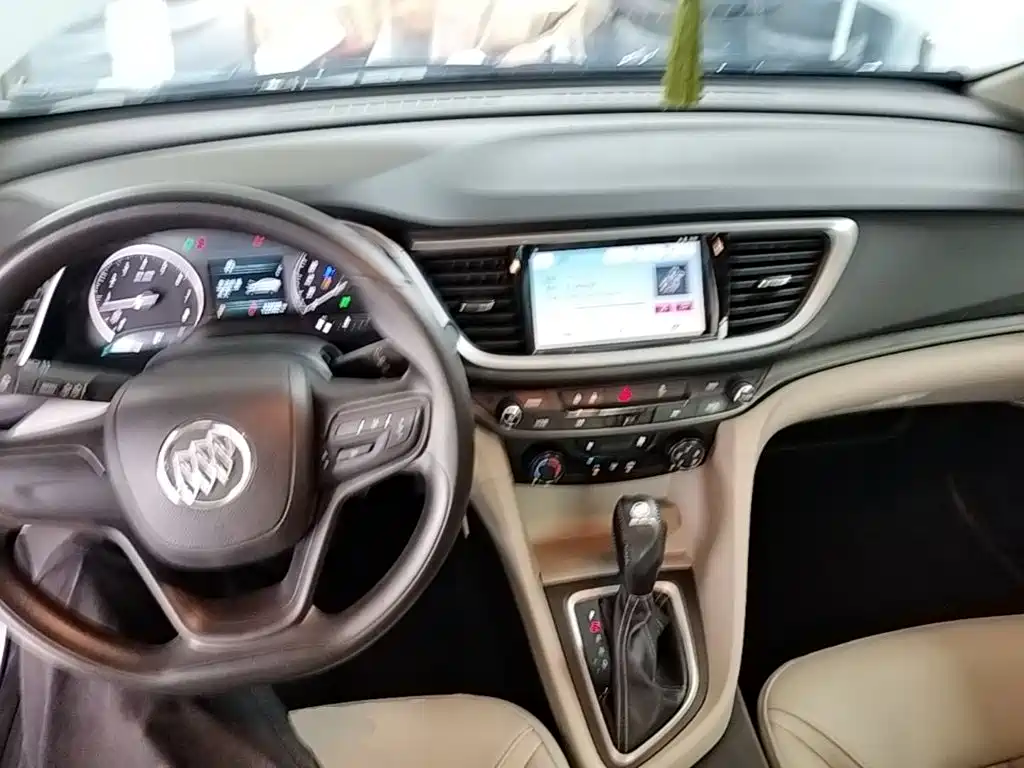 Buick Excelle 2016 — фото 10