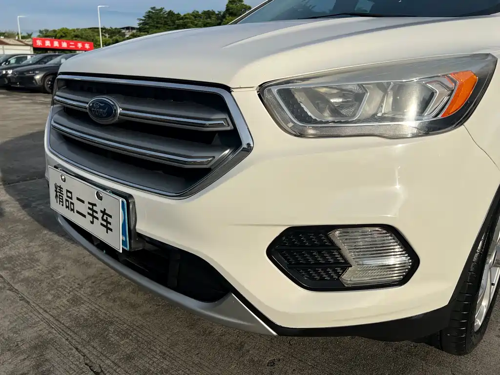 Ford Kuga 2017 — фото 16