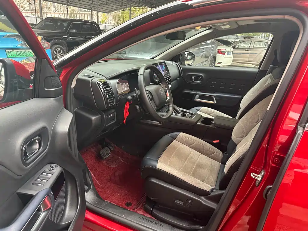 Citroen C5 AIRCROSS 2023 — фото 10