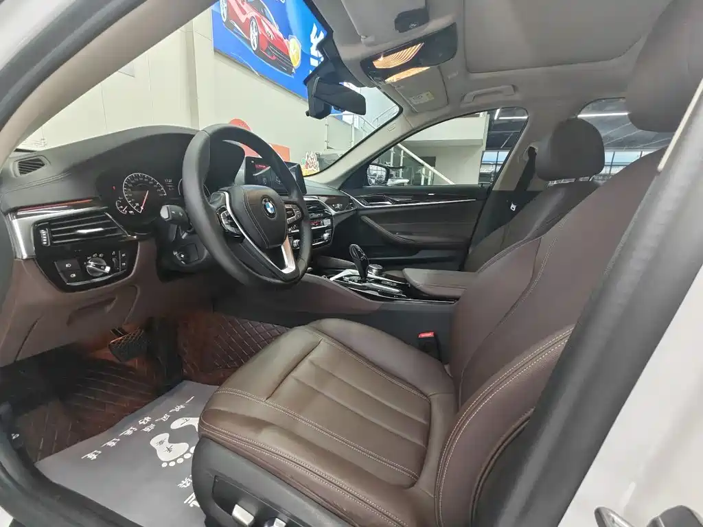 BMW 5 Series 2019
