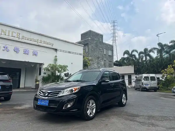 GAC Trumpchi GS5 2014