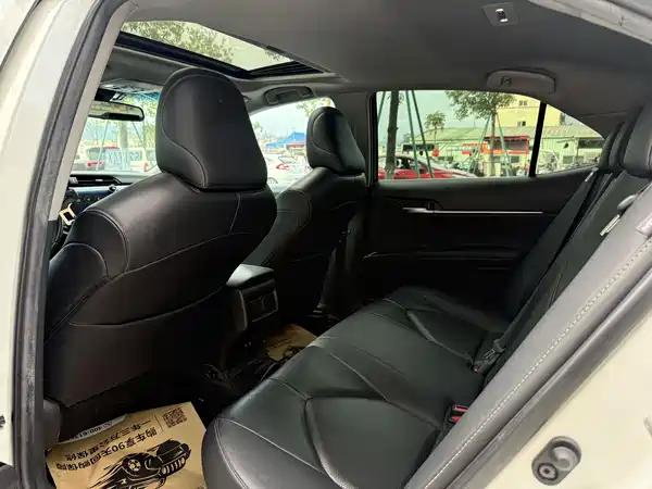 Toyota Camry 2019