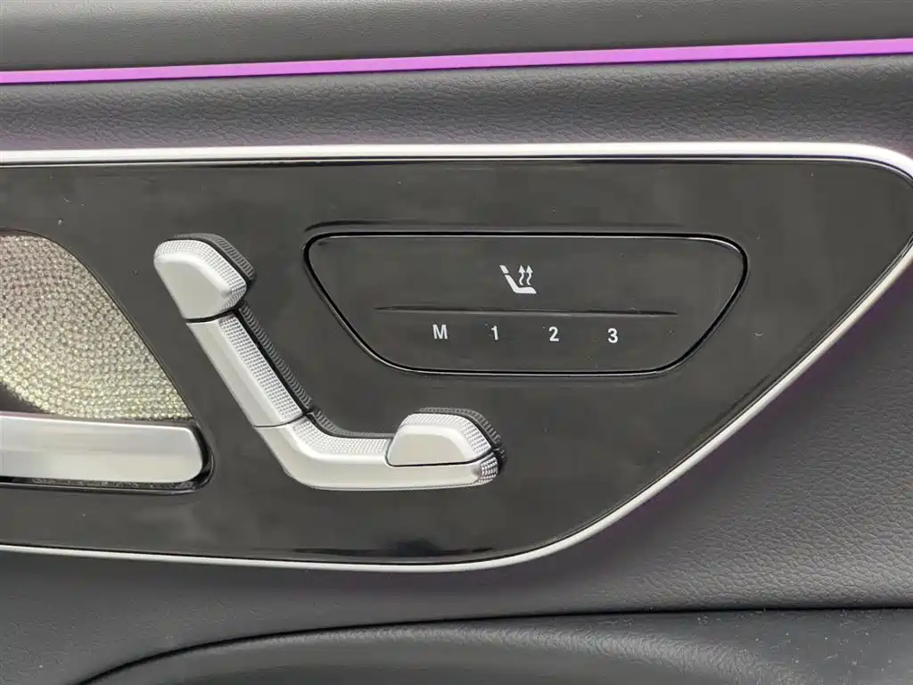 Mercedes-Benz E-Class 2025 — фото 19