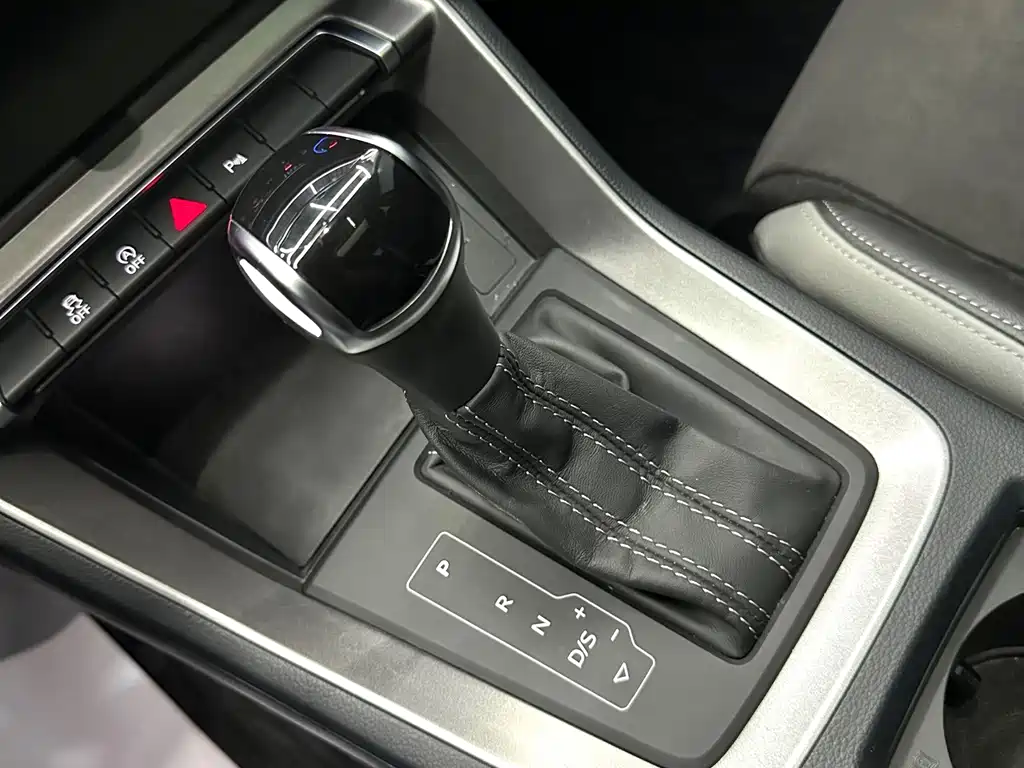Audi Q3 2022 — фото 17