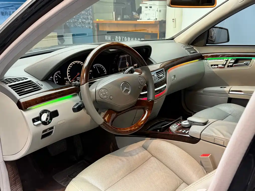 Mercedes-Benz S-Class 2011 — фото 10