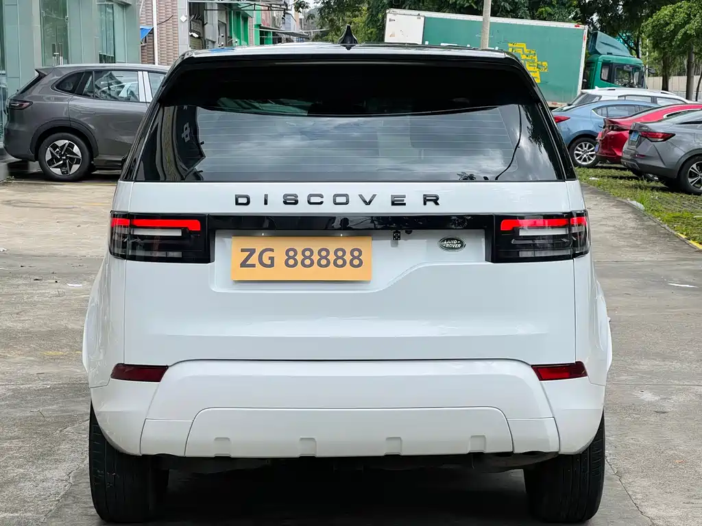 Land Rover Discovery 2018 — фото 5