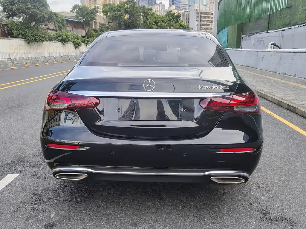 Mercedes-Benz E-Class 2021