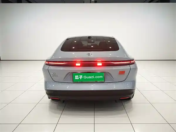 NIO ET5 2022